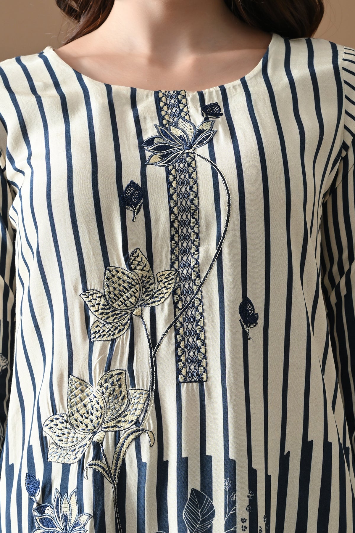Cream Embroidered Kurta