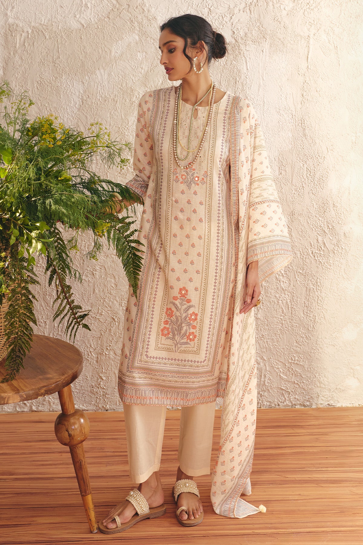 Cream Printed Kurta Set (3 Piece)