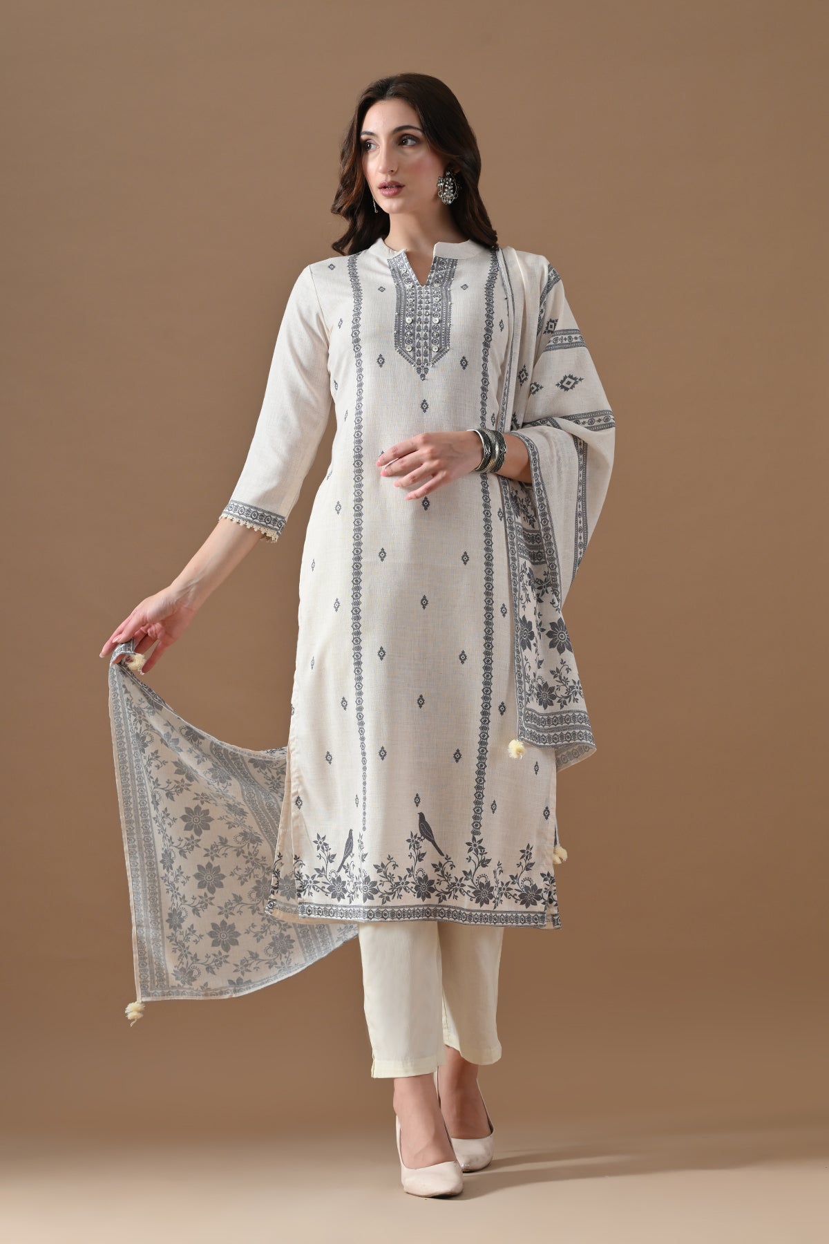Cream Printed Kurta Set (3 Piece)