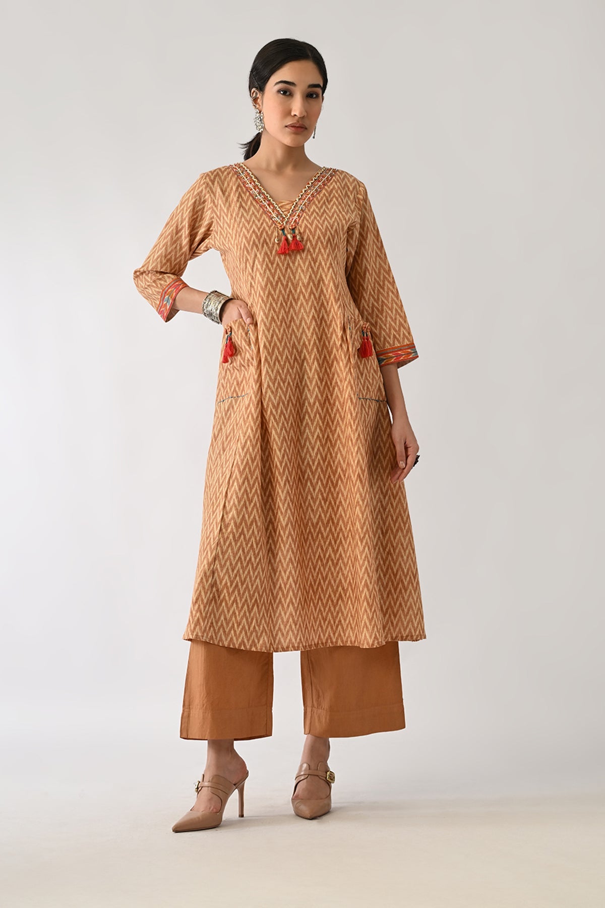 Brown Printed Kurta Set (2 Piece)