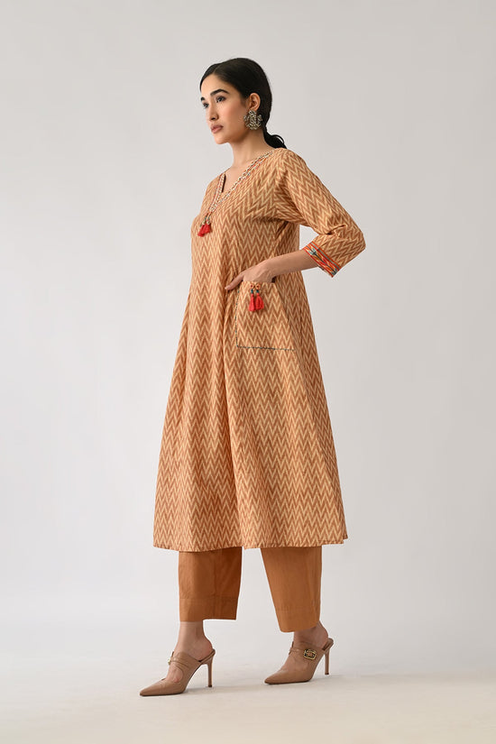 Brown Printed Kurta Set (2 Piece)