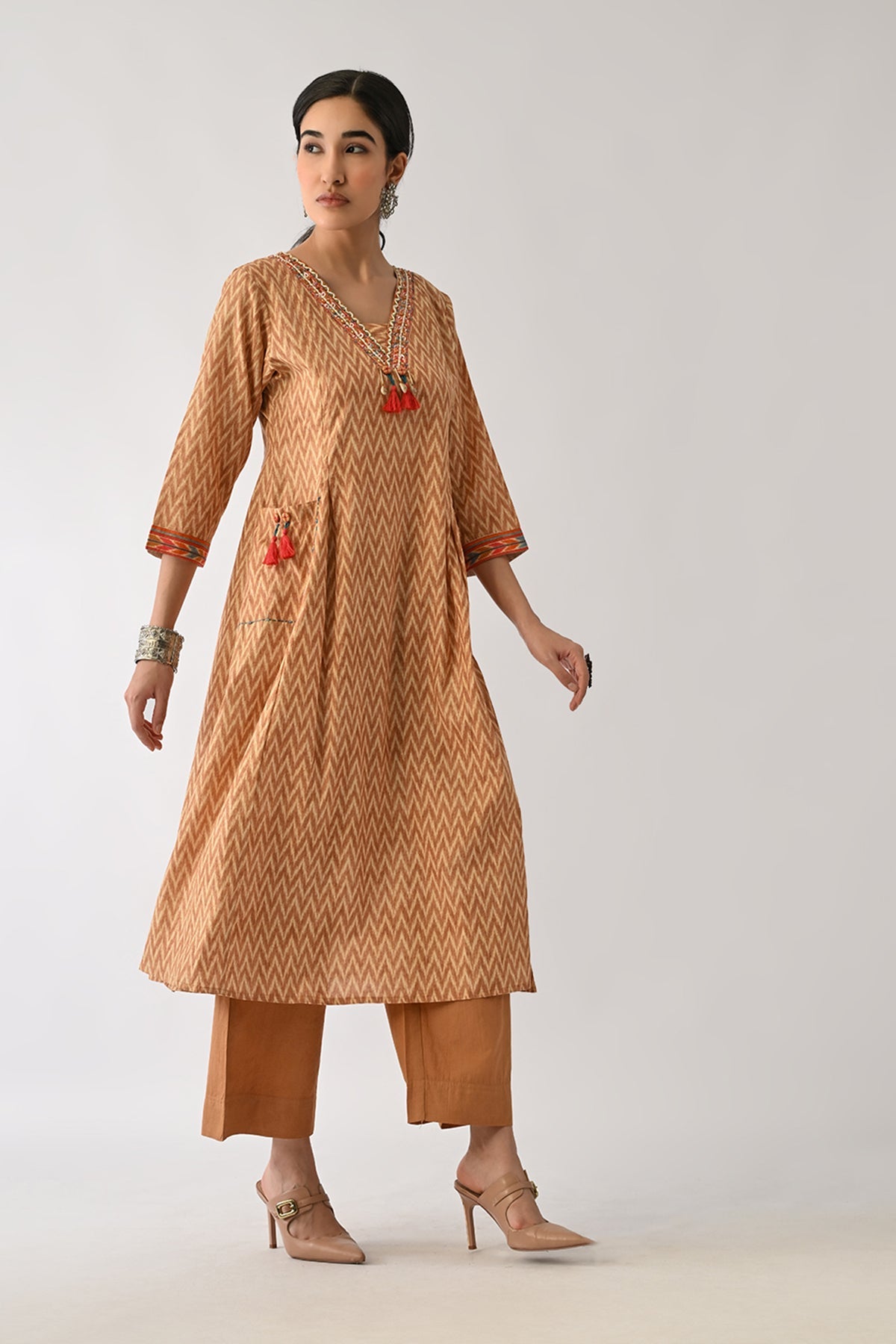 Brown Printed Kurta Set (2 Piece)