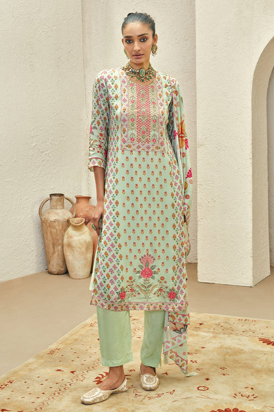 Green Embellished Kurta 3 Pcs Set