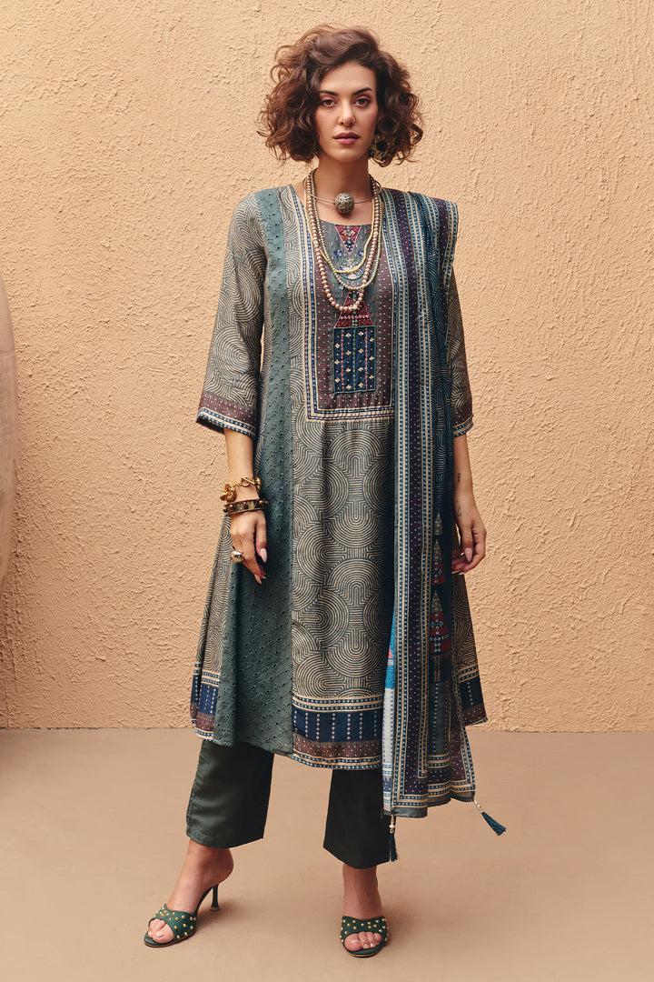 Green Printed Kurta Set (3 Piece)