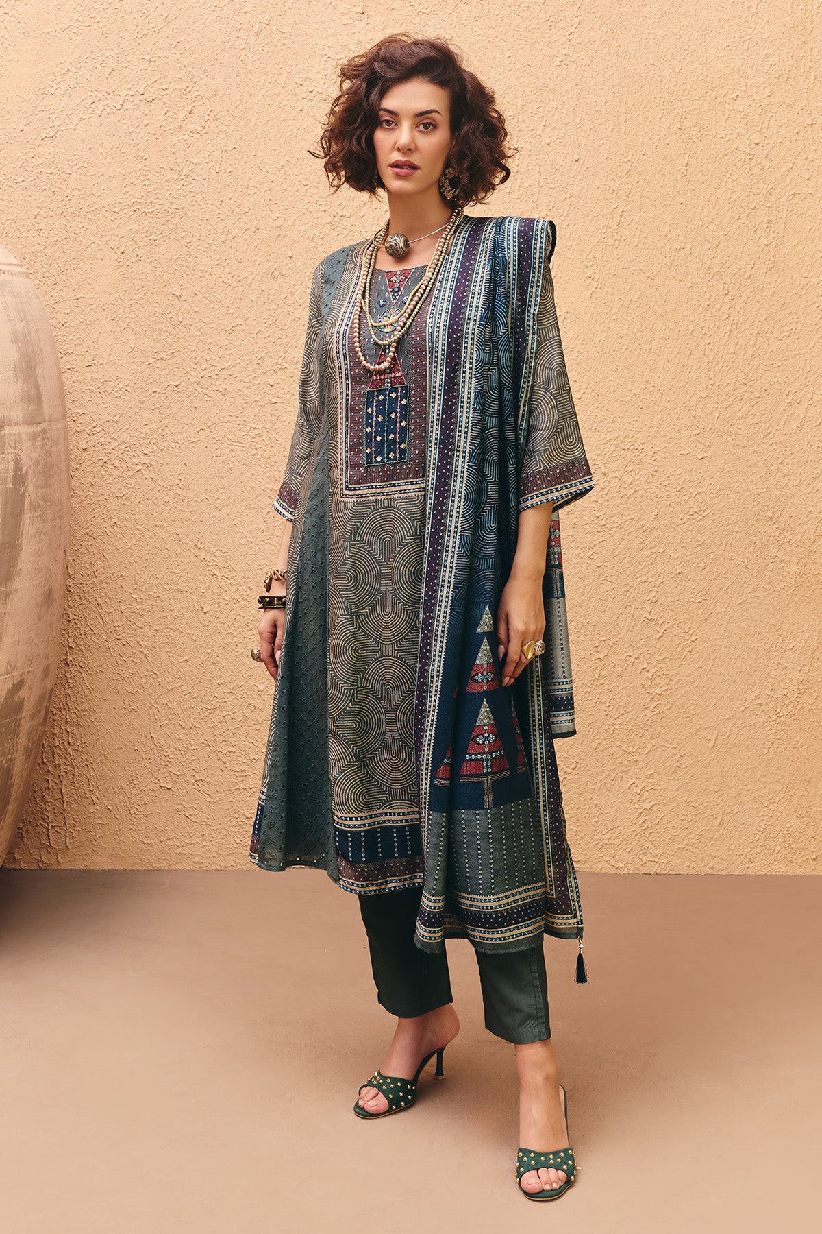 Green Printed Kurta 3 Pcs Set