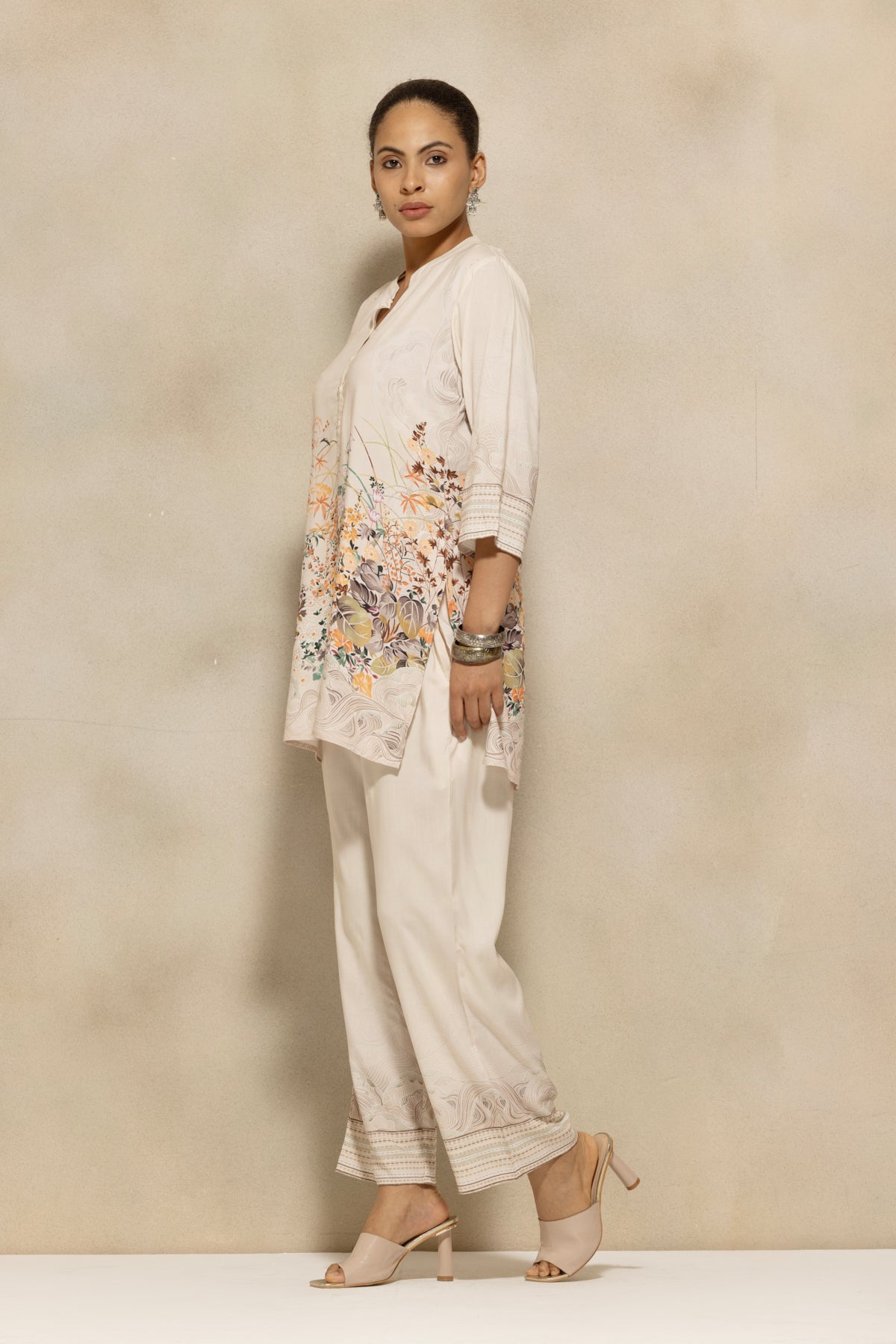 Cream Printed Kurta 2 Pcs Set