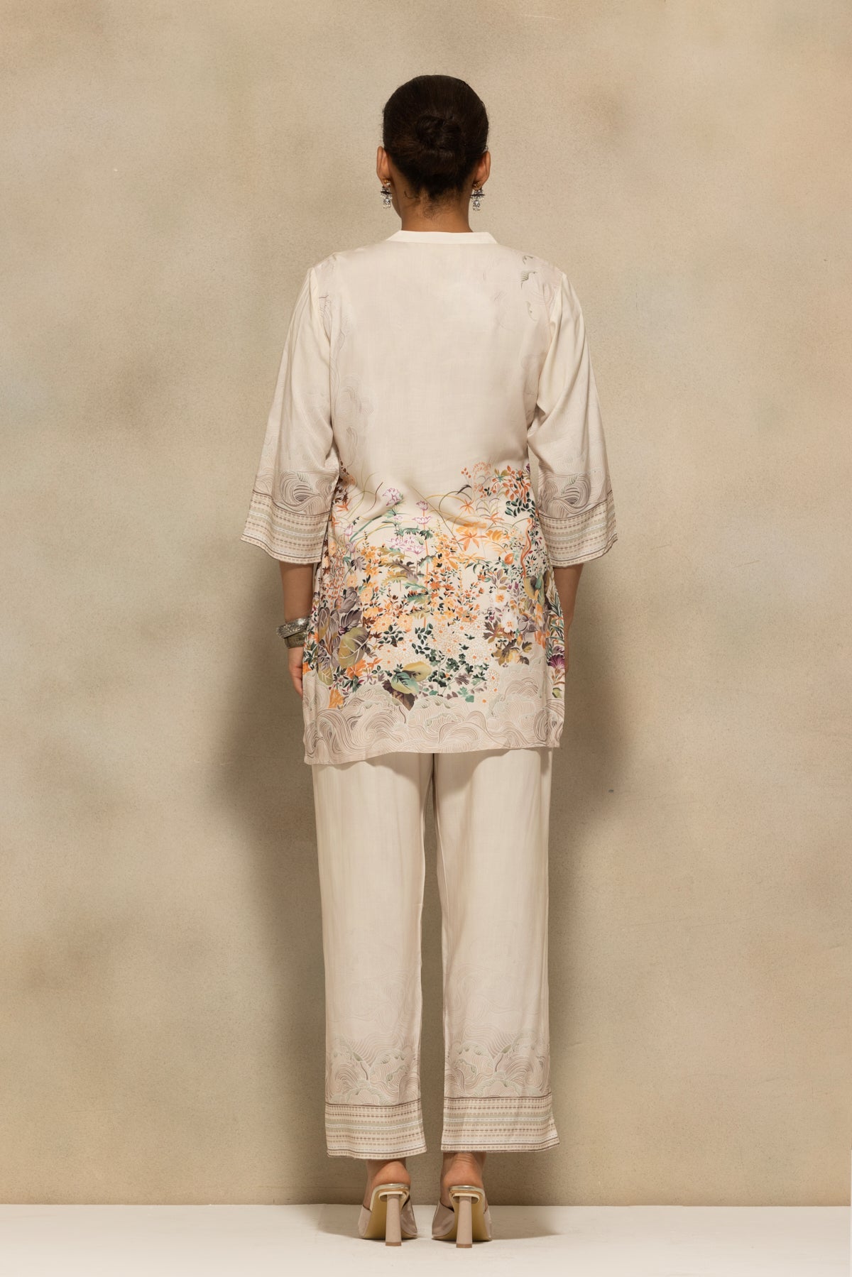 Cream Printed Kurta 2 Pcs Set