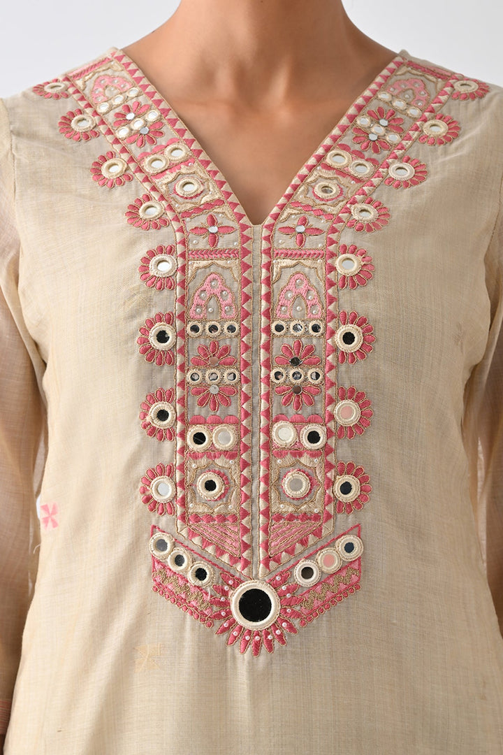 Beige Embellished Kurta Set (3 Piece)