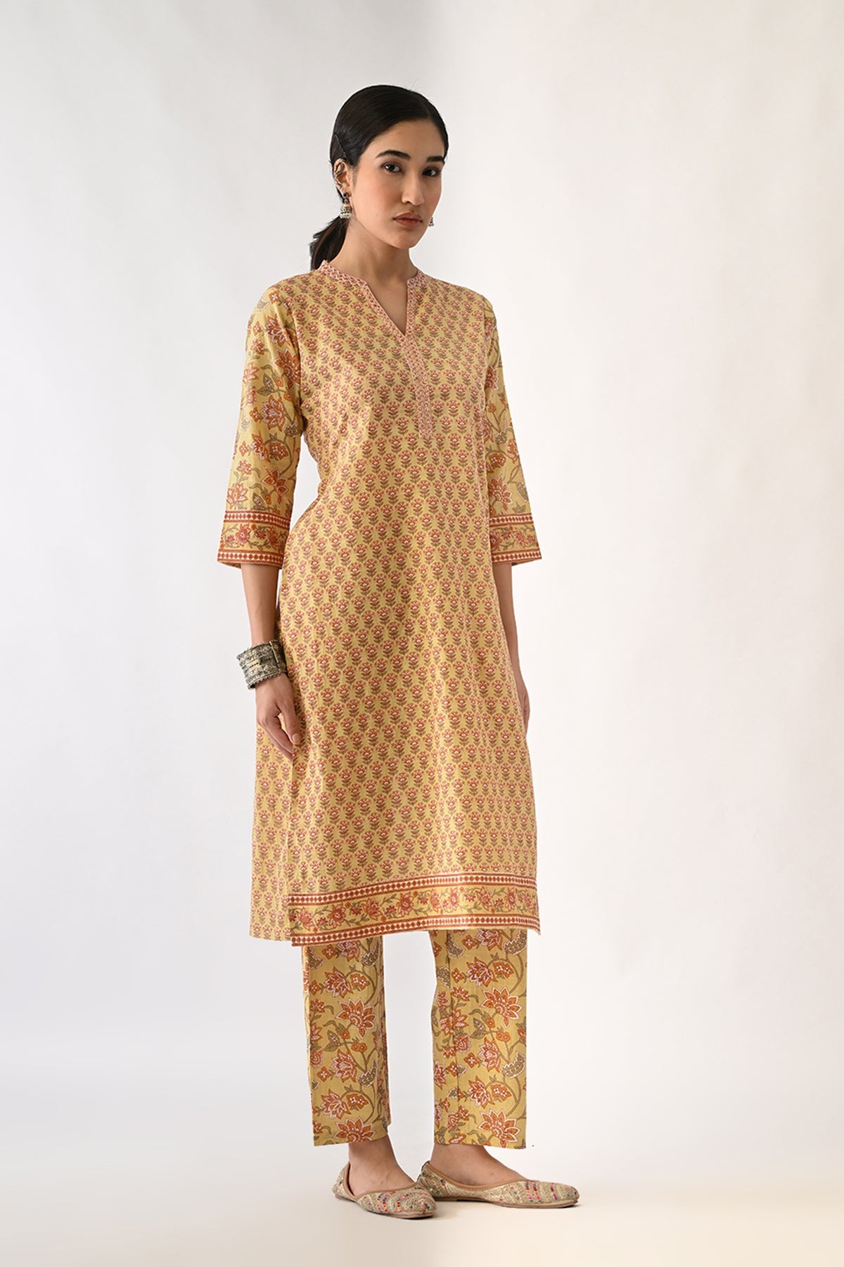 Yellow Printed Kurta Set (2 Piece)