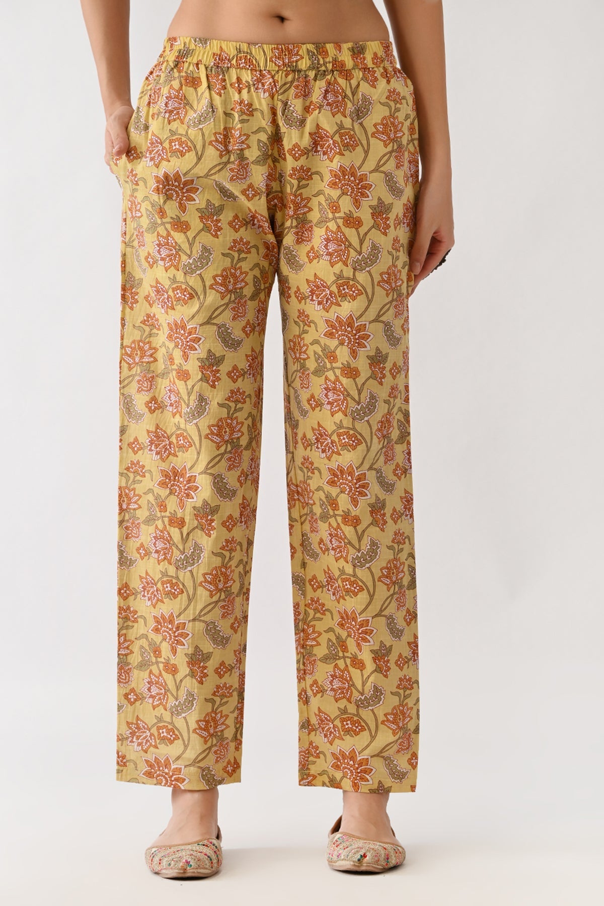 Yellow Printed Kurta Set (2 Piece)