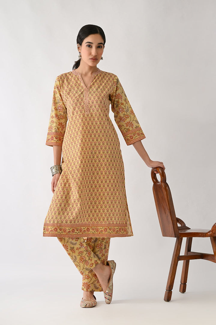 Yellow Printed Kurta Set (2 Piece)