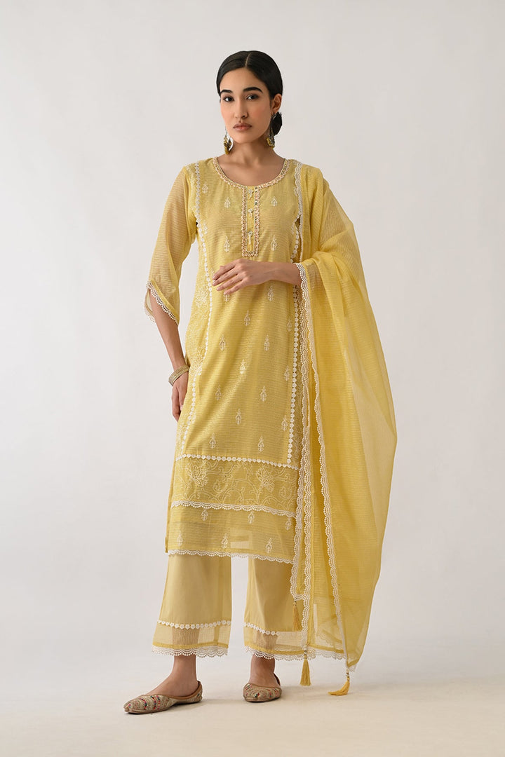 Yellow Embellished Kurta Set (3 Piece)