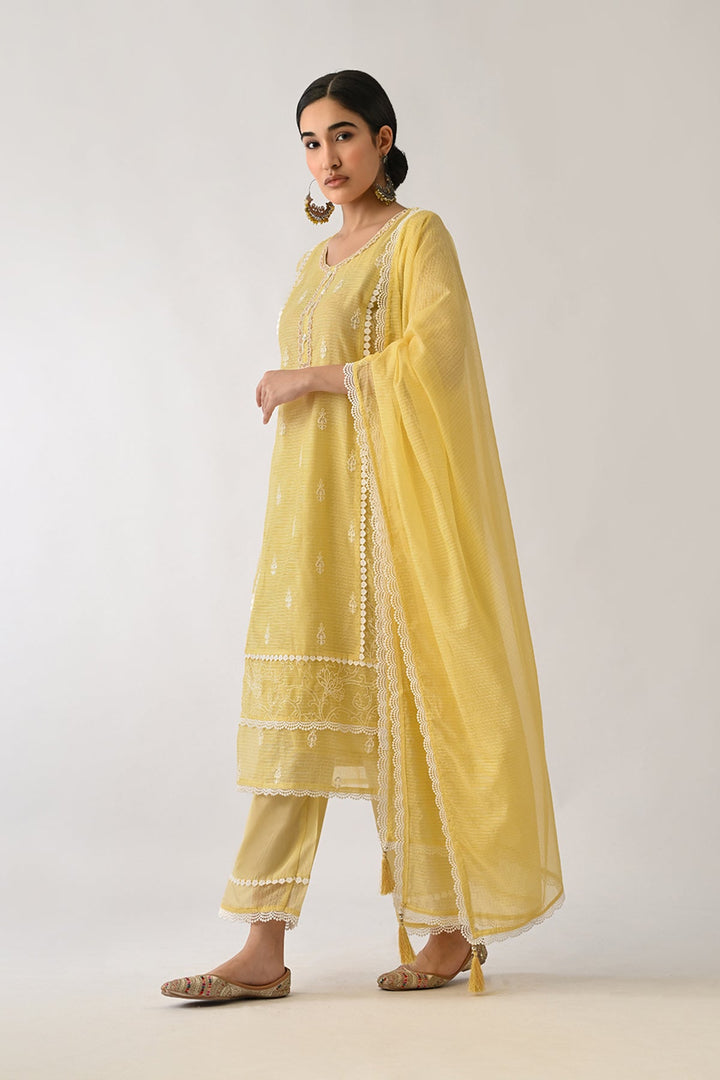 Yellow Embellished Kurta Set (3 Piece)