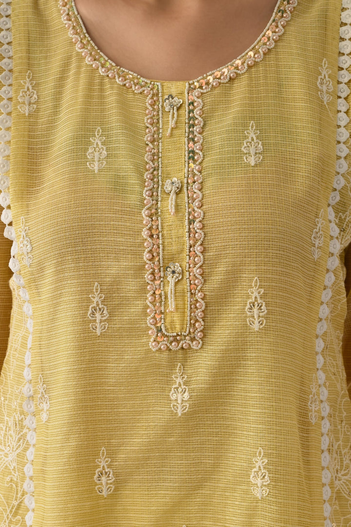 Yellow Embellished Kurta Set (3 Piece)