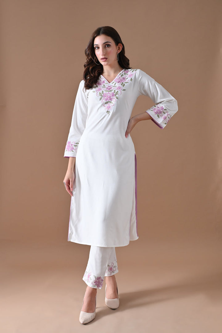 Cream Embroidered Kurta Set (2 Piece)