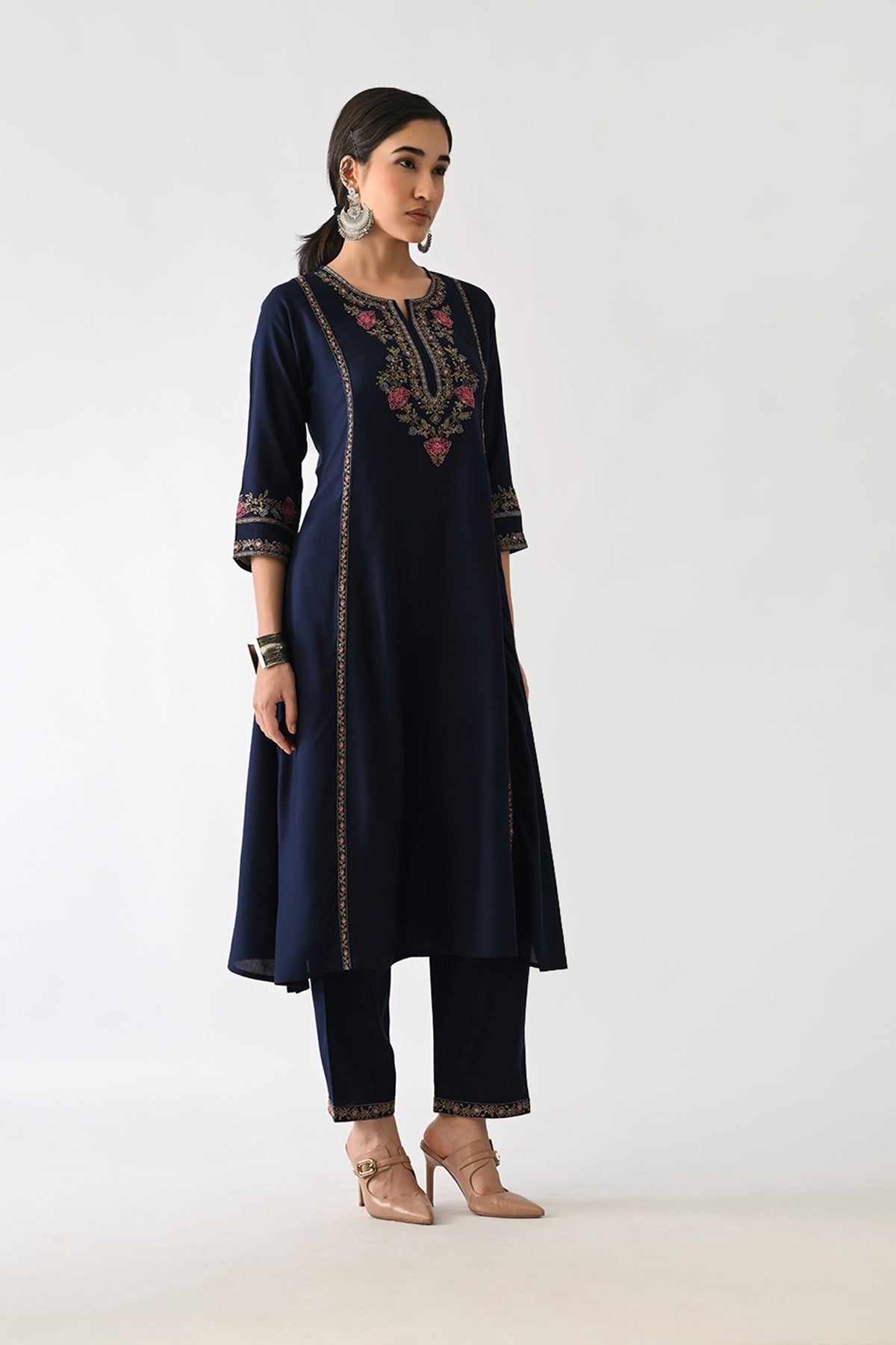 Blue Embroidered Kurta 2 Pcs Set