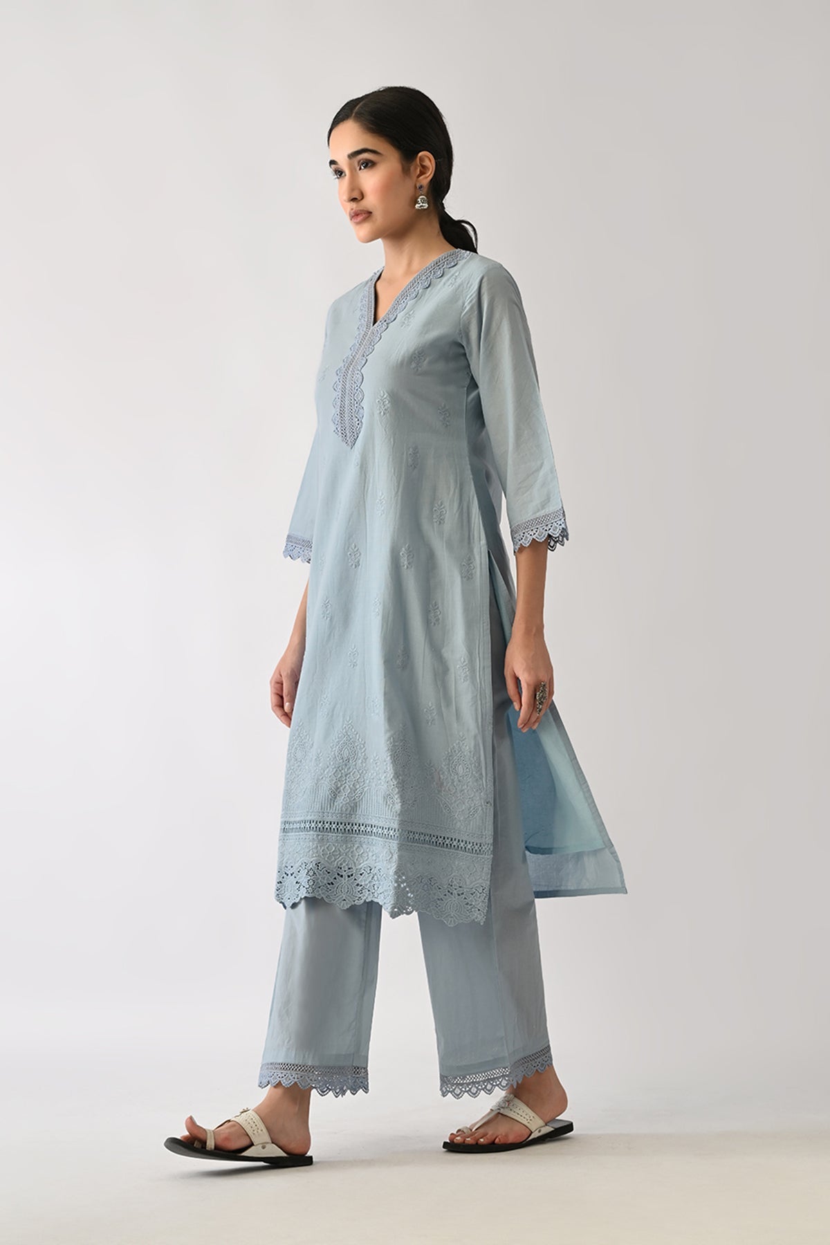 Blue Embroidered Kurta 2 Pcs Set