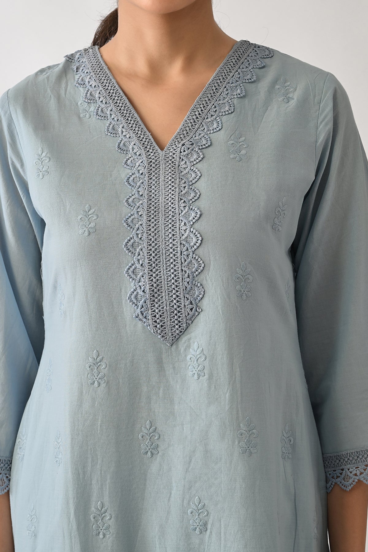 Blue Embroidered Kurta 2 Pcs Set