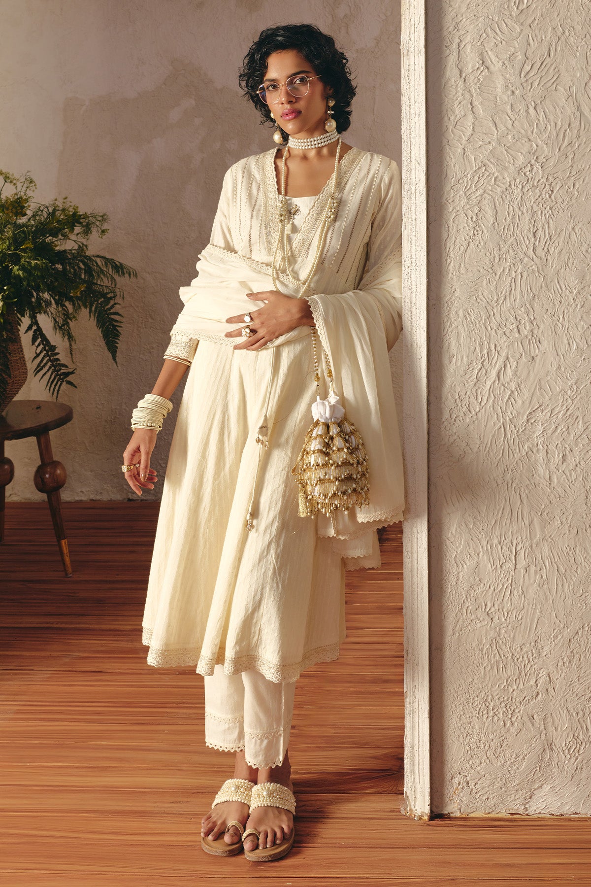 Cream Embellished Kurta 3 Pcs Set