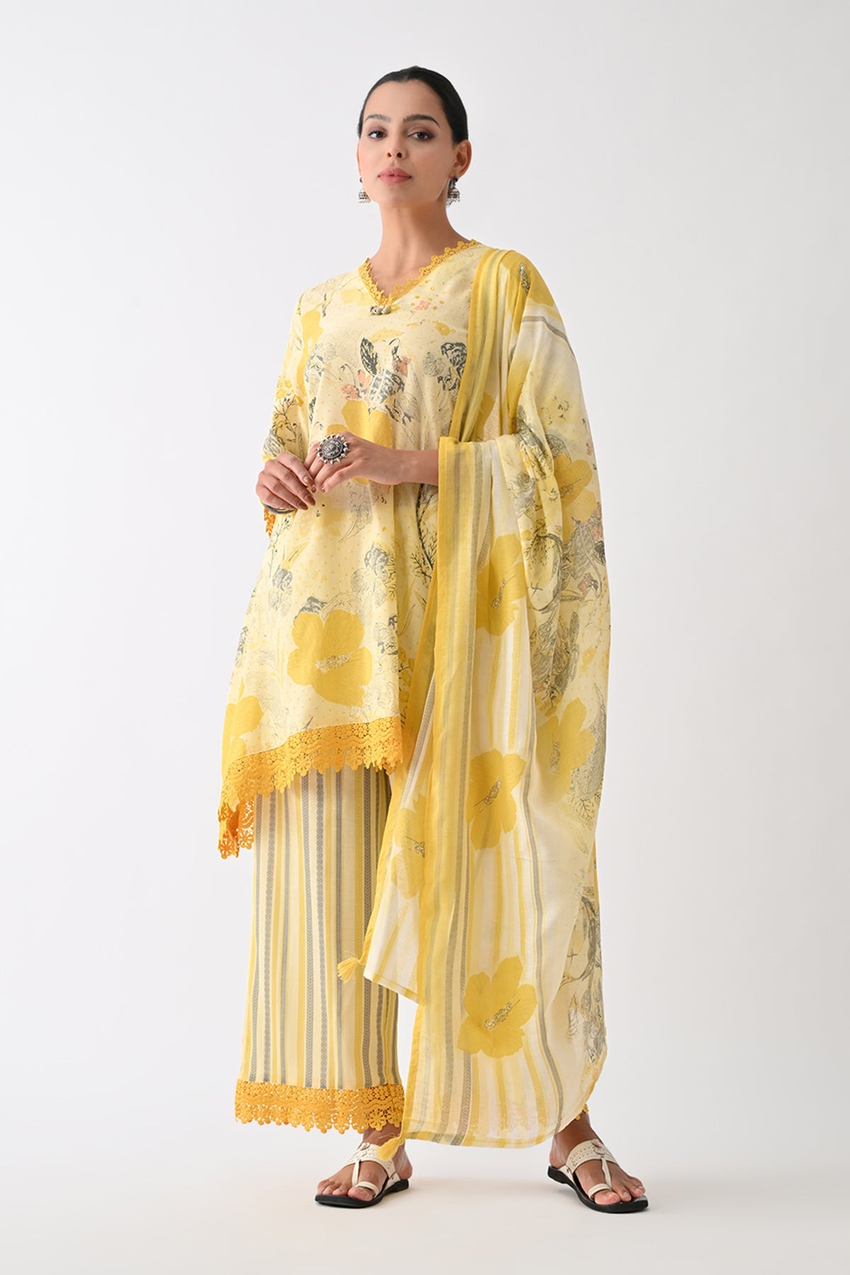Yellow Floral Printed Kurta 3 Pcs Set
