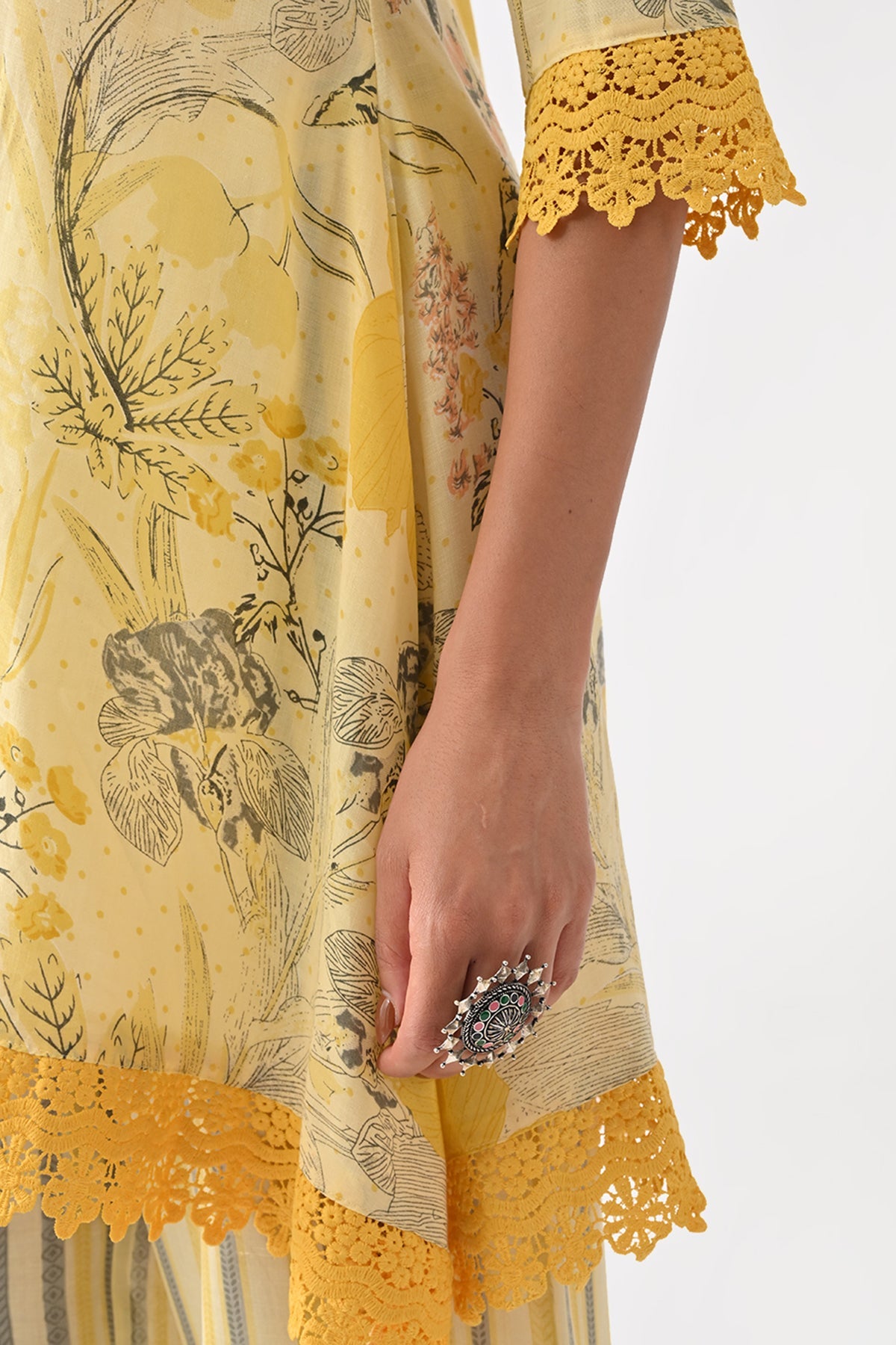 Yellow Floral Printed Kurta 3 Pcs Set
