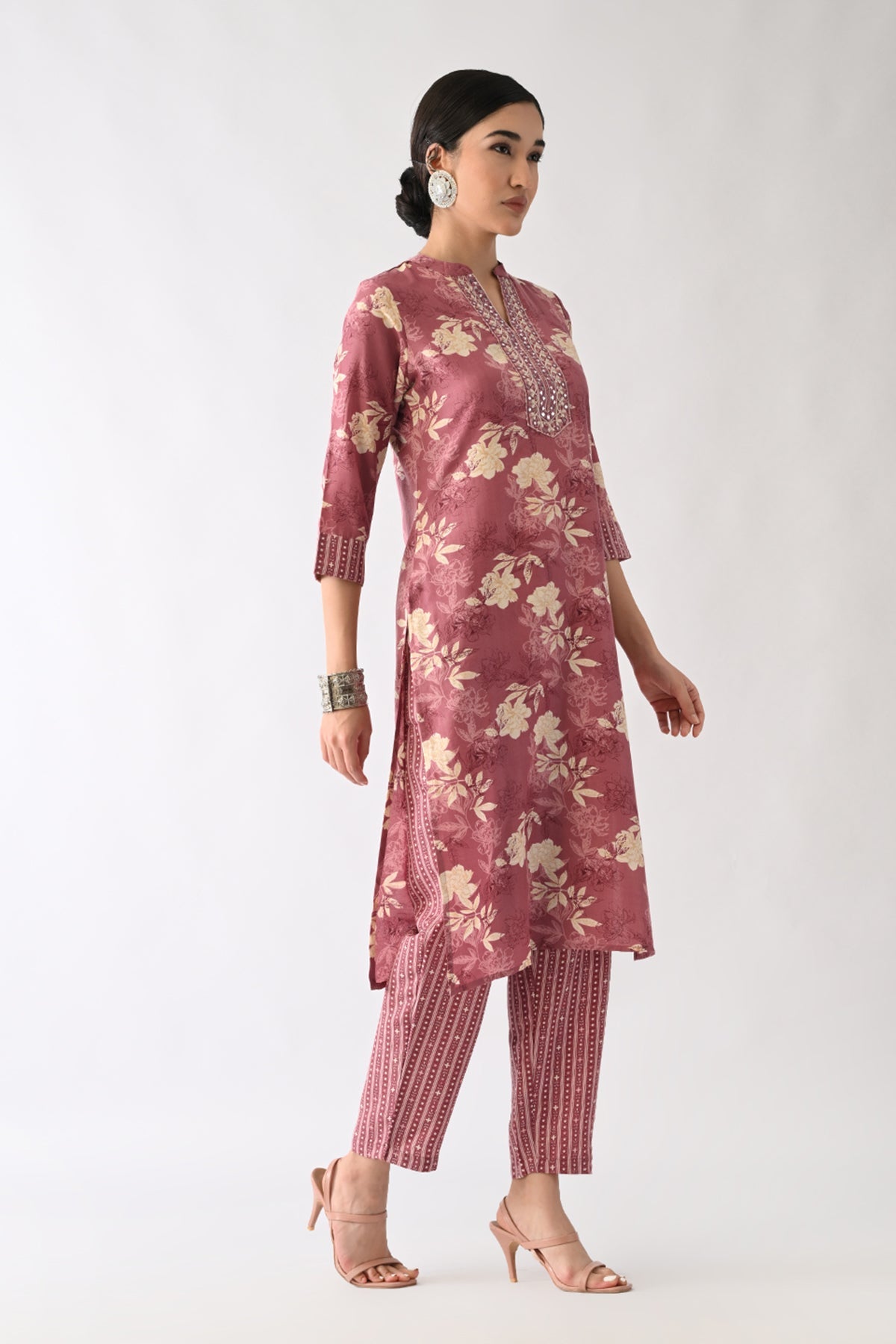 Pink Floral Printed Kurta 3 Pcs Set