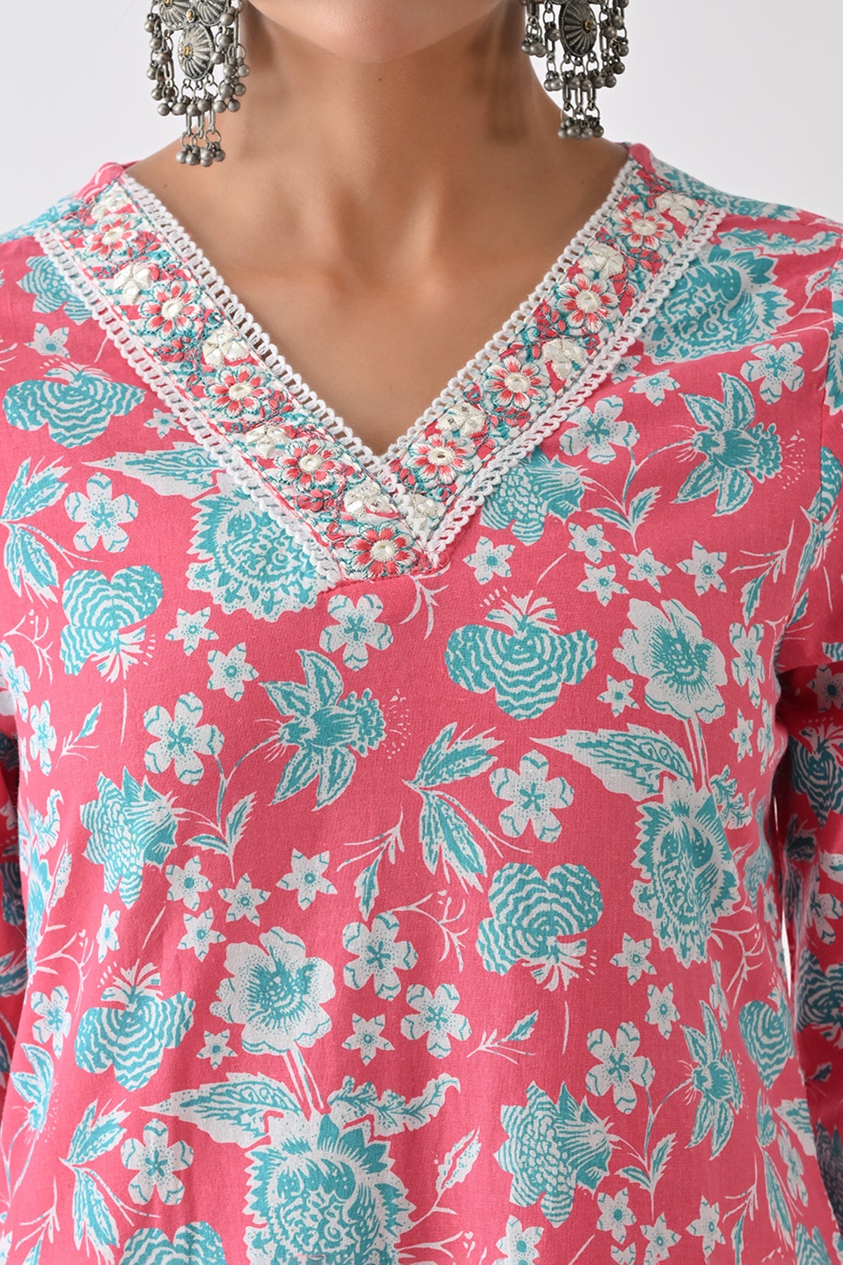Coral Pink Printed Kurta 3 Pcs Set