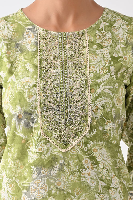 Green Paisley Printed Kurta Set (3 Piece)