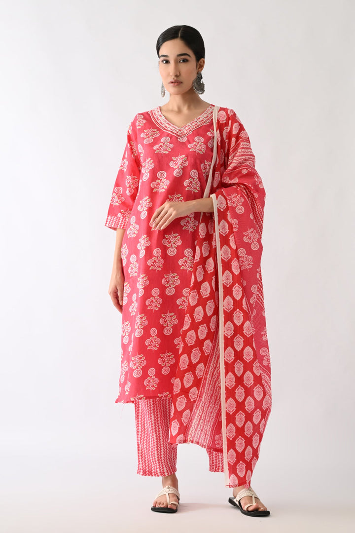 Pink Printed Kurta Set(3 Piece)