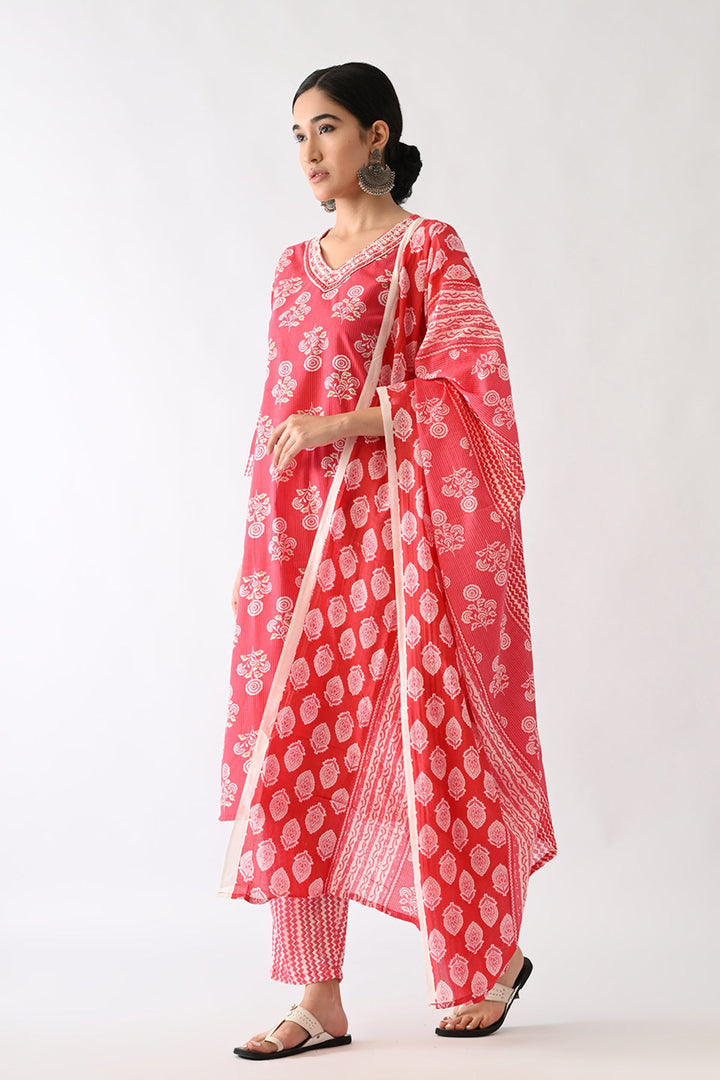 Pink Printed Kurta Set(3 Piece)