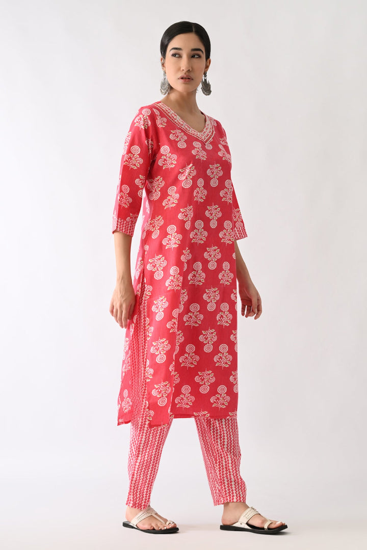 Pink Printed Kurta Set(3 Piece)