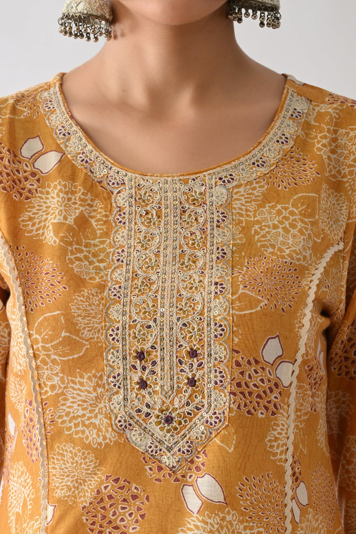 Mustard Printed Kurta Set(3 Piece)
