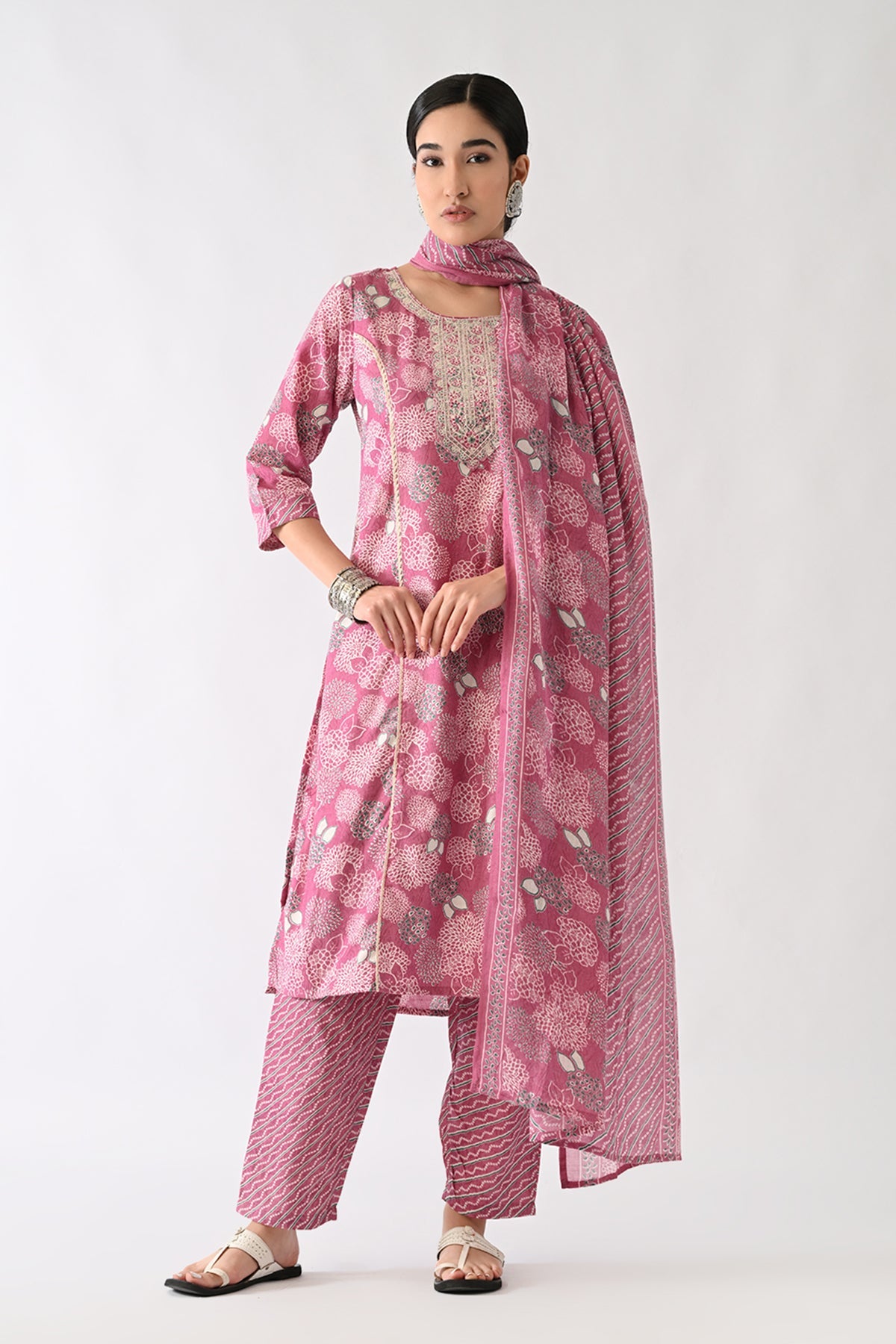 Pink Printed Kurta Set(3 Piece)
