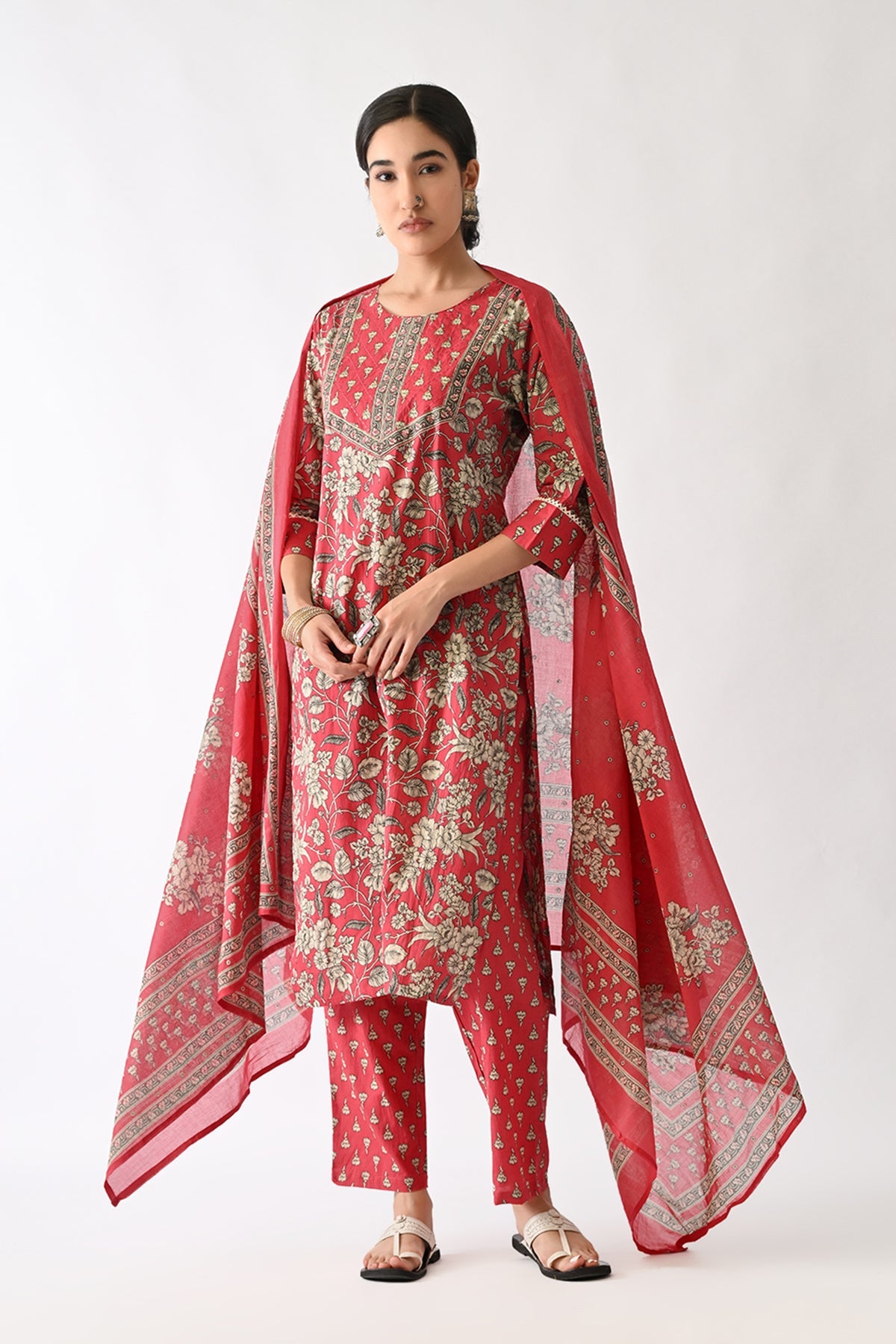 Pink Printed Kurta Set(3 Piece)