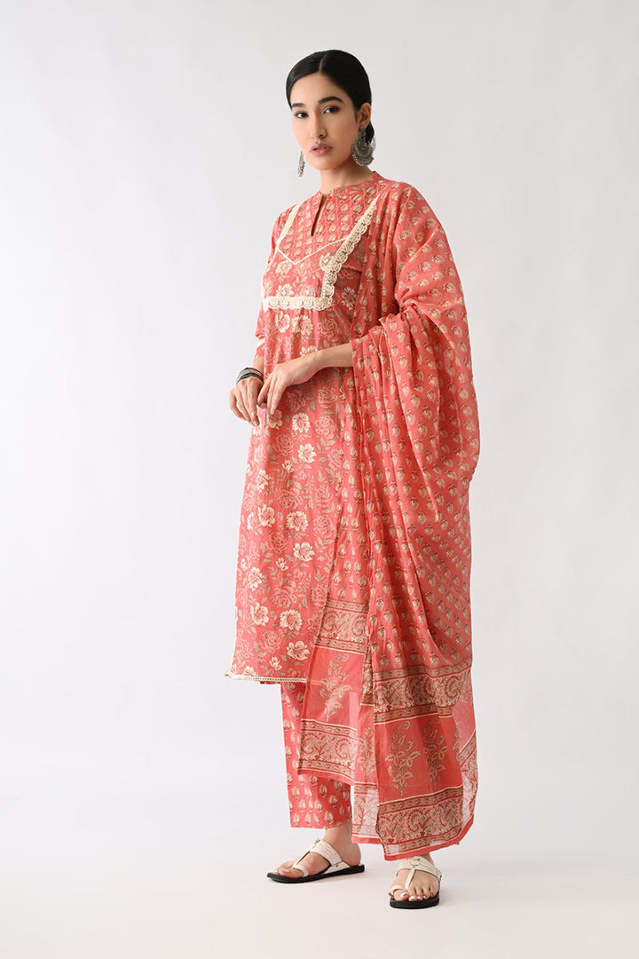 Peach Pink Printed Kurta Set(3 Piece)