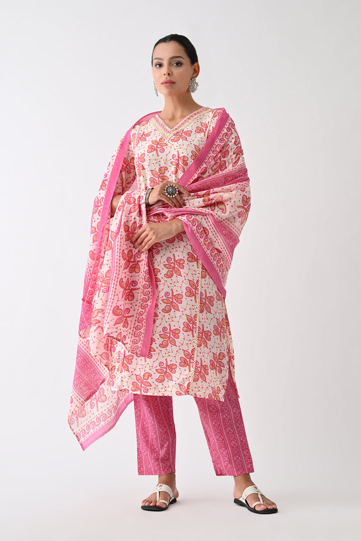 Pink Paisley Printed Kurta Set (3 Piece)