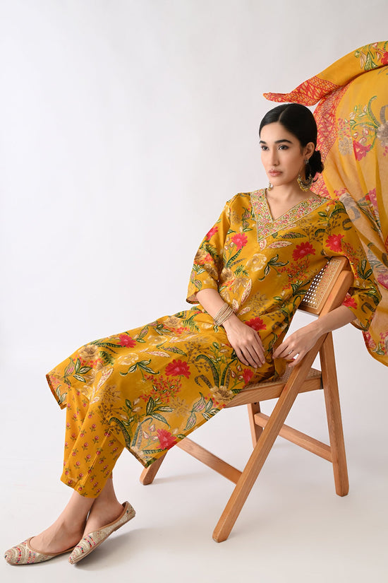 Mustard Printed Kurta Set(3 Piece)