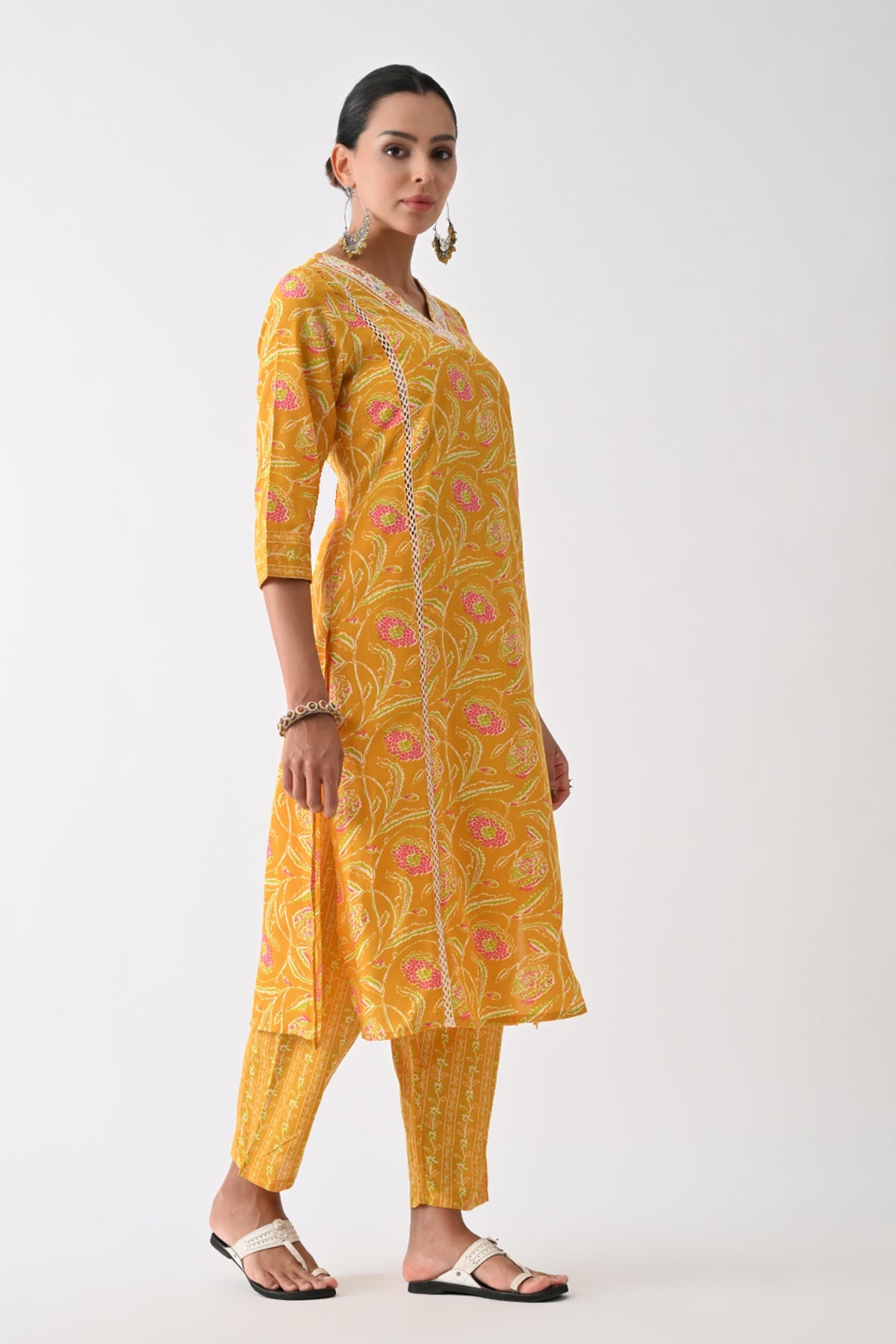 Yellow Floral Printed Kurta 3 Pcs Set