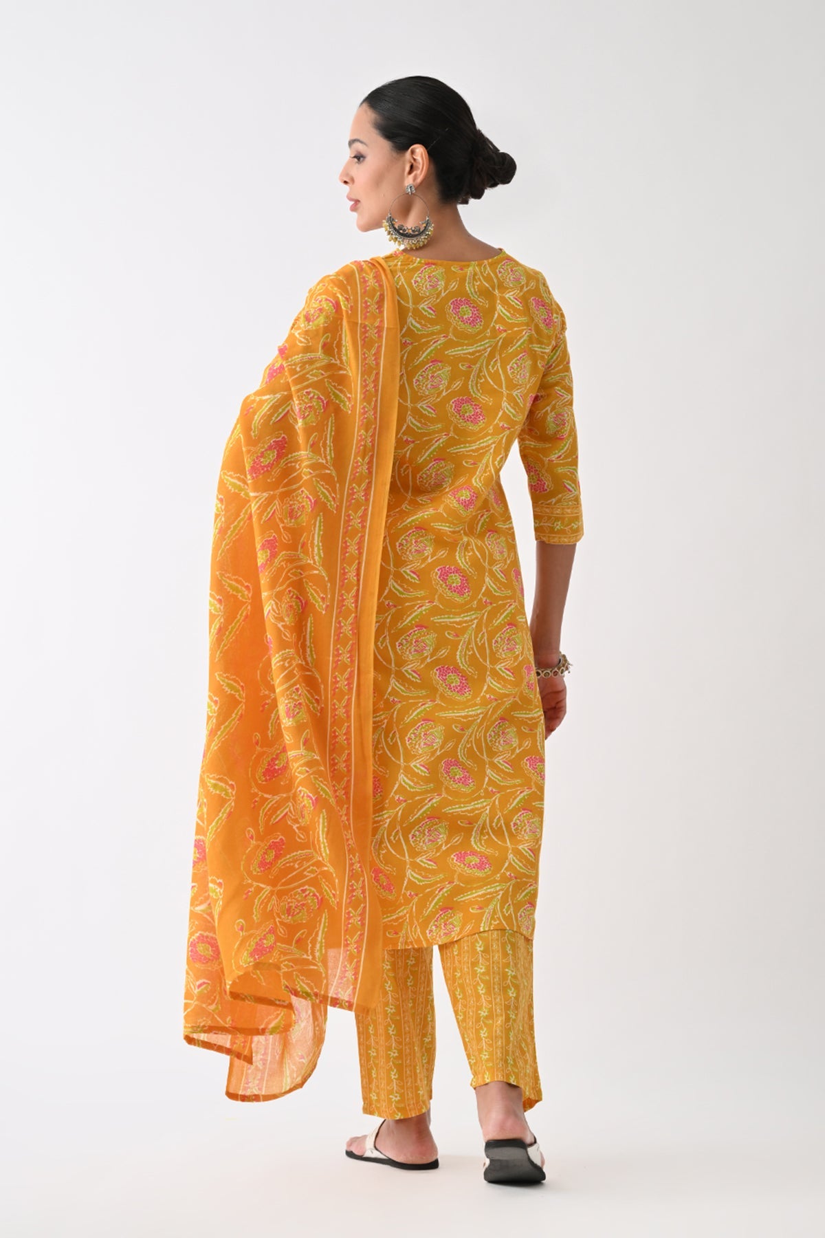 Yellow Floral Printed Kurta 3 Pcs Set