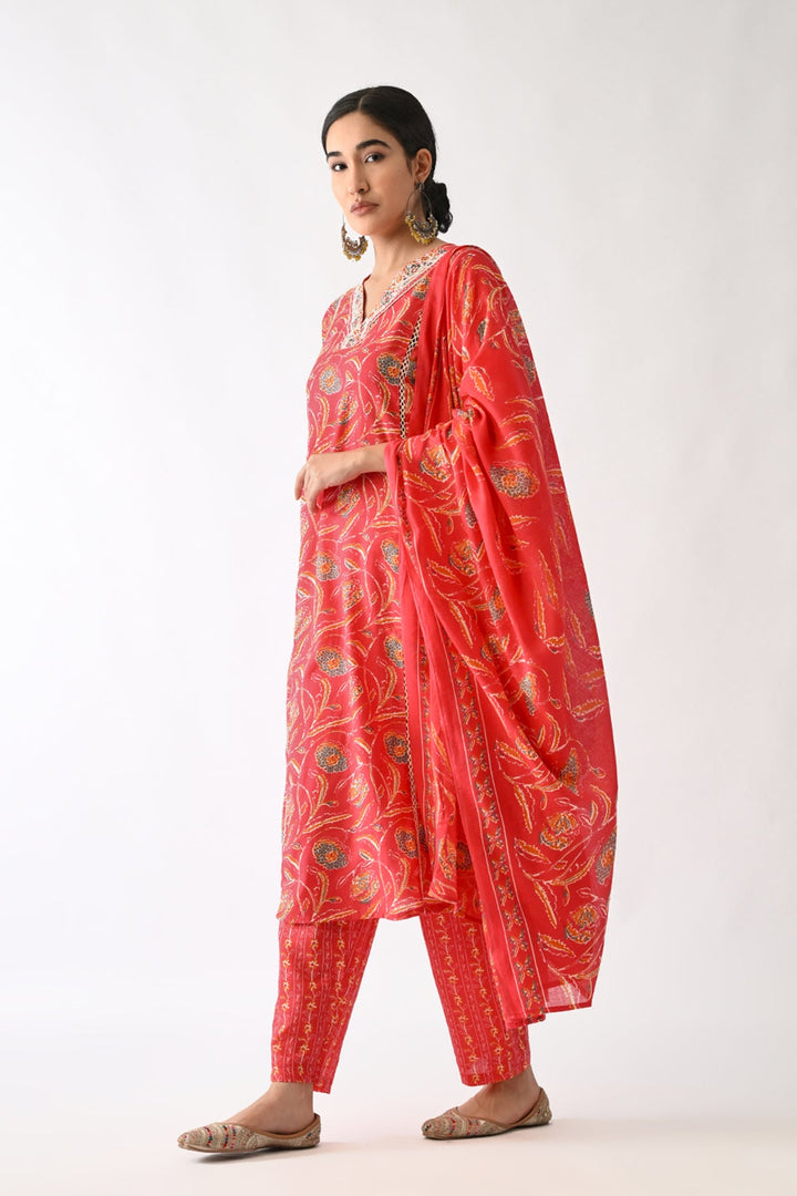 Pink Printed Kurta Set(3 Piece)