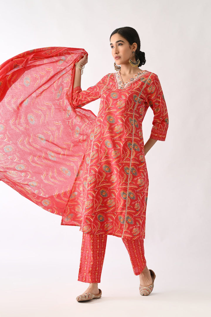 Pink Printed Kurta Set(3 Piece)