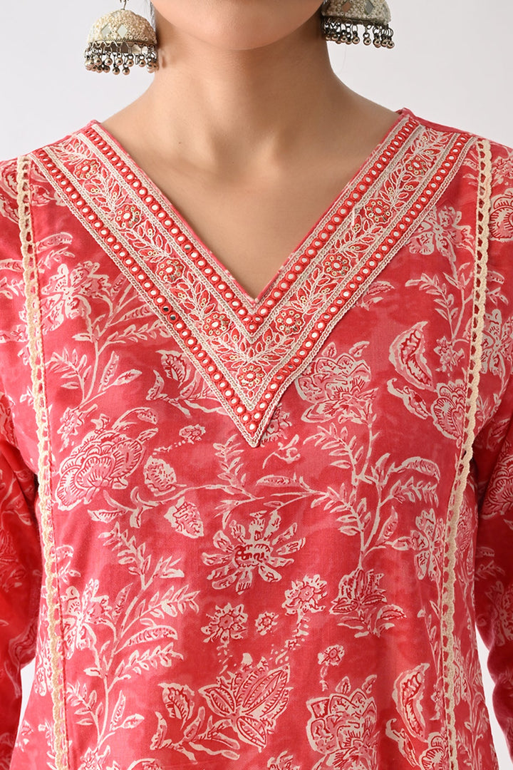 Pink Printed Kurta Set(3 Piece)