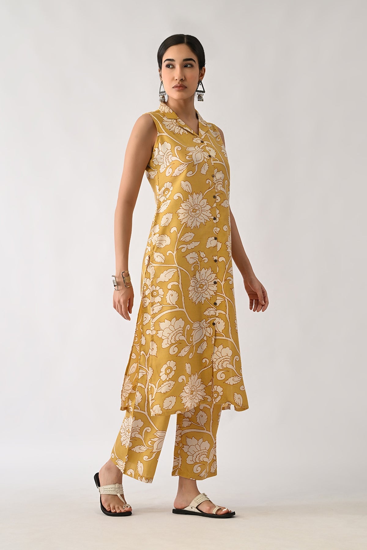 Yellow Printed A-line Kurta Set(2 Piece)