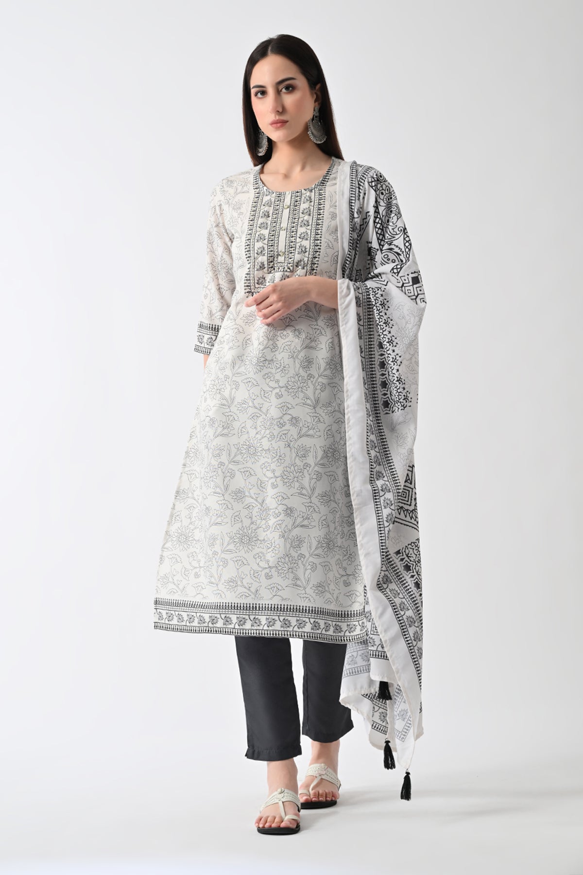 Cream Printed Kurta Set(3 Piece)