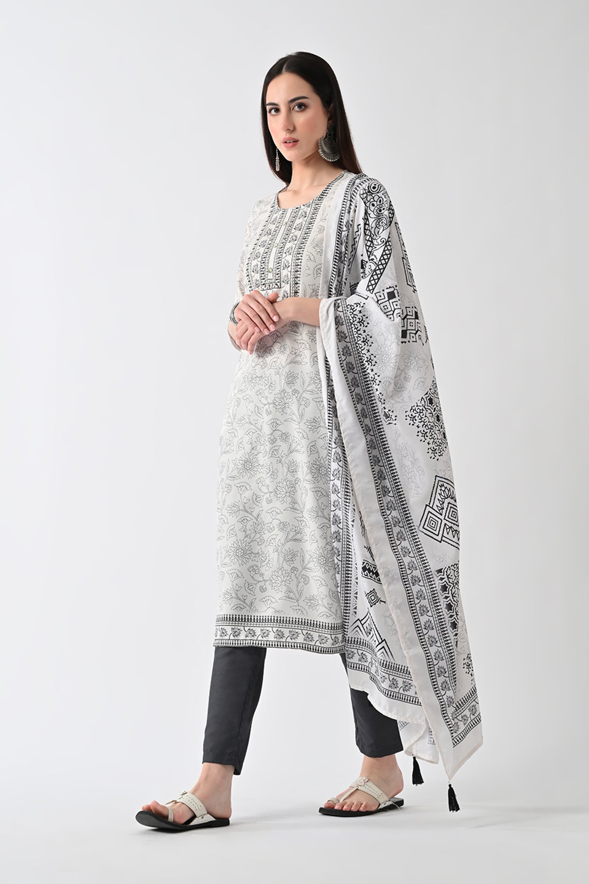 Cream Printed Kurta Set(3 Piece)