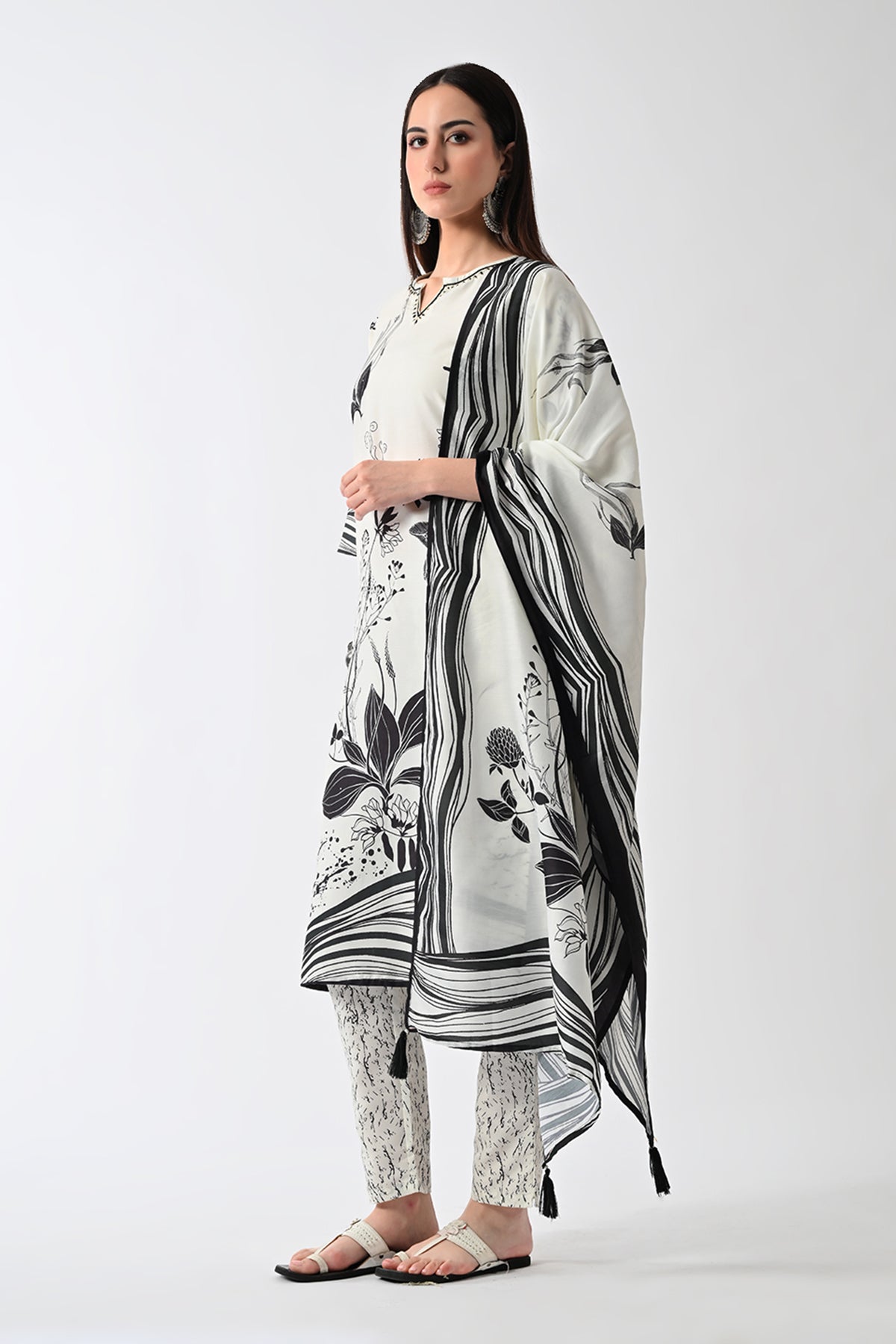 Cream Printed Kurta 3 Pcs Set