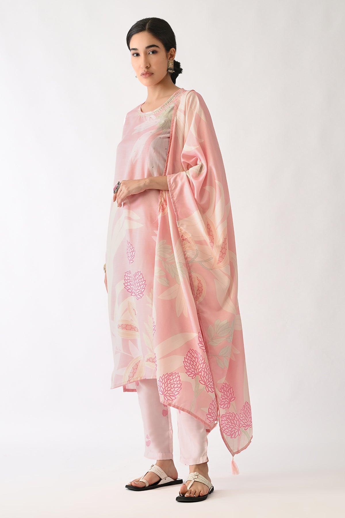 Soft Pink Printed Kurta 3 Pcs Set