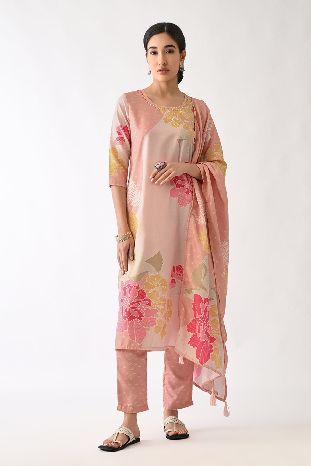Baby Pink Printed Kurta 3 Pcs Set