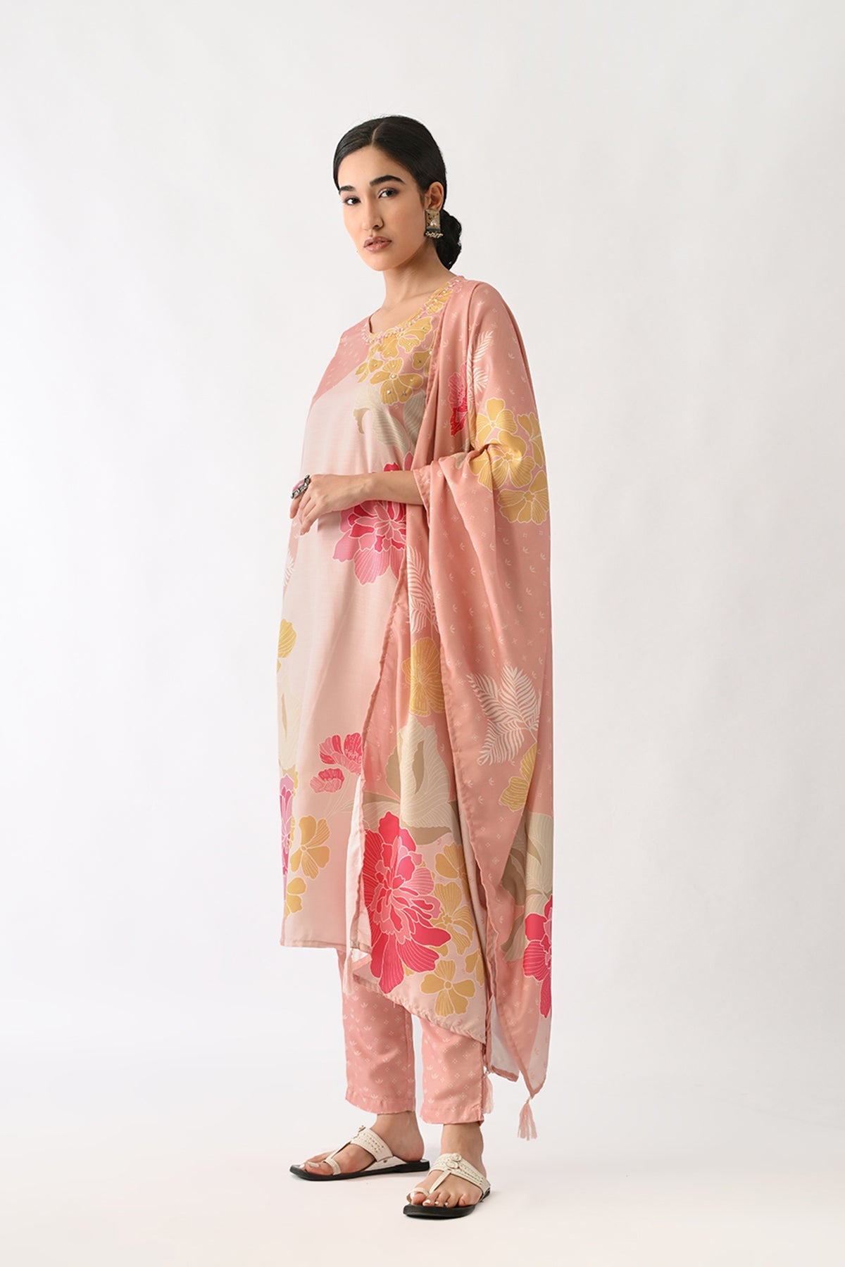 Baby Pink Printed Kurta 3 Pcs Set