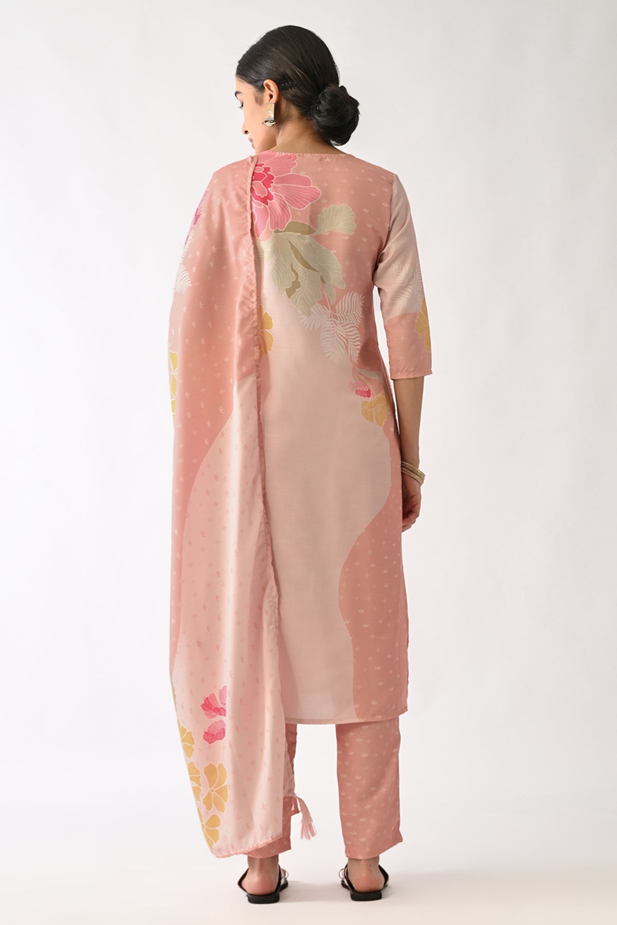 Baby Pink Printed Kurta 3 Pcs Set